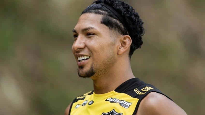 Rony desiste de ação trabalhista contra Atlético-MG após acordo