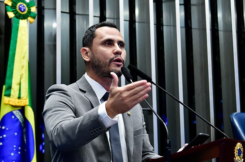 Pesquisa: senador Cleitinho lidera disputa pelo governo de Minas Gerais